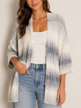 POL Ribbed Open-Front Cardigan in White and Light Gray